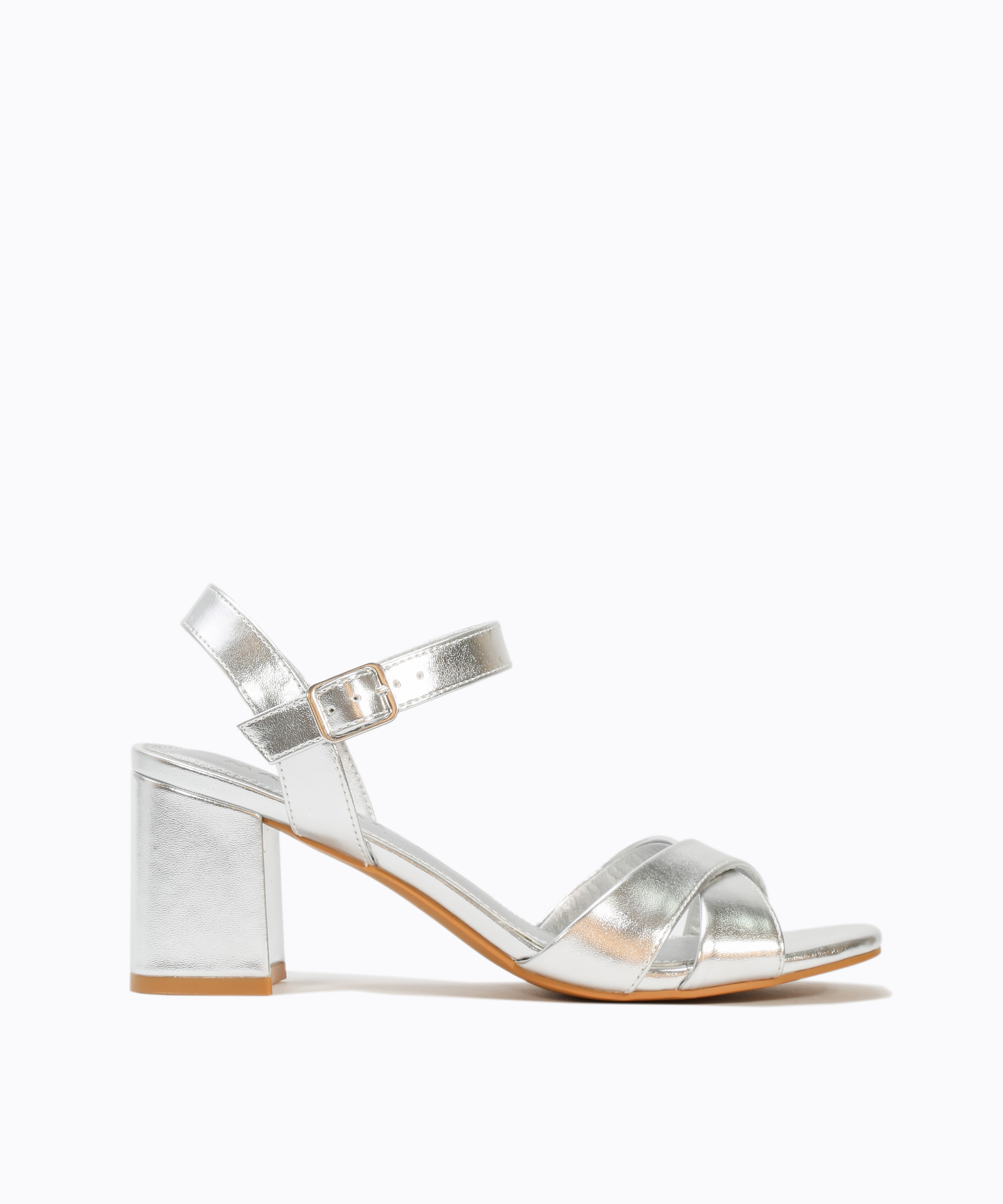 Sandalias tacón medio